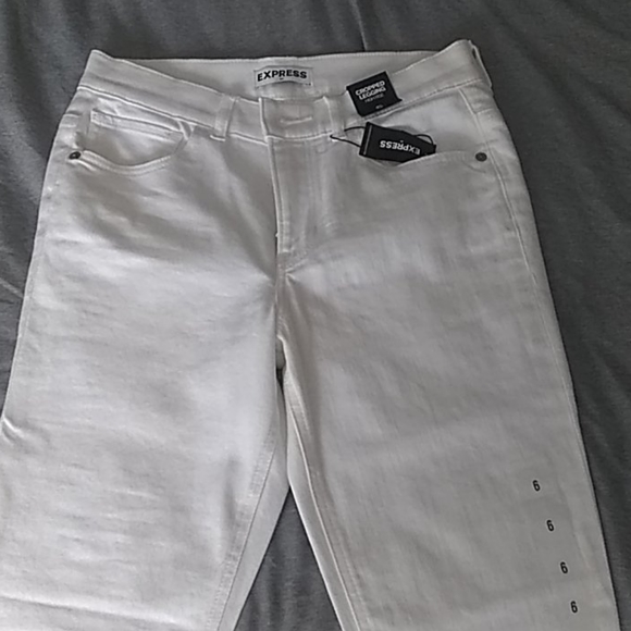 Jean - Picture 2 of 4